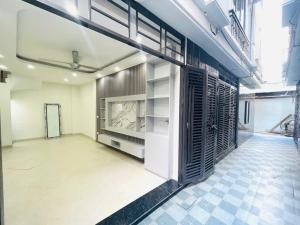 Bán Nhà - Ngọc Trục - Đại Mỗ - Nam Từ Liêm - 33m2 - 5 tầng - 6 Tỷ